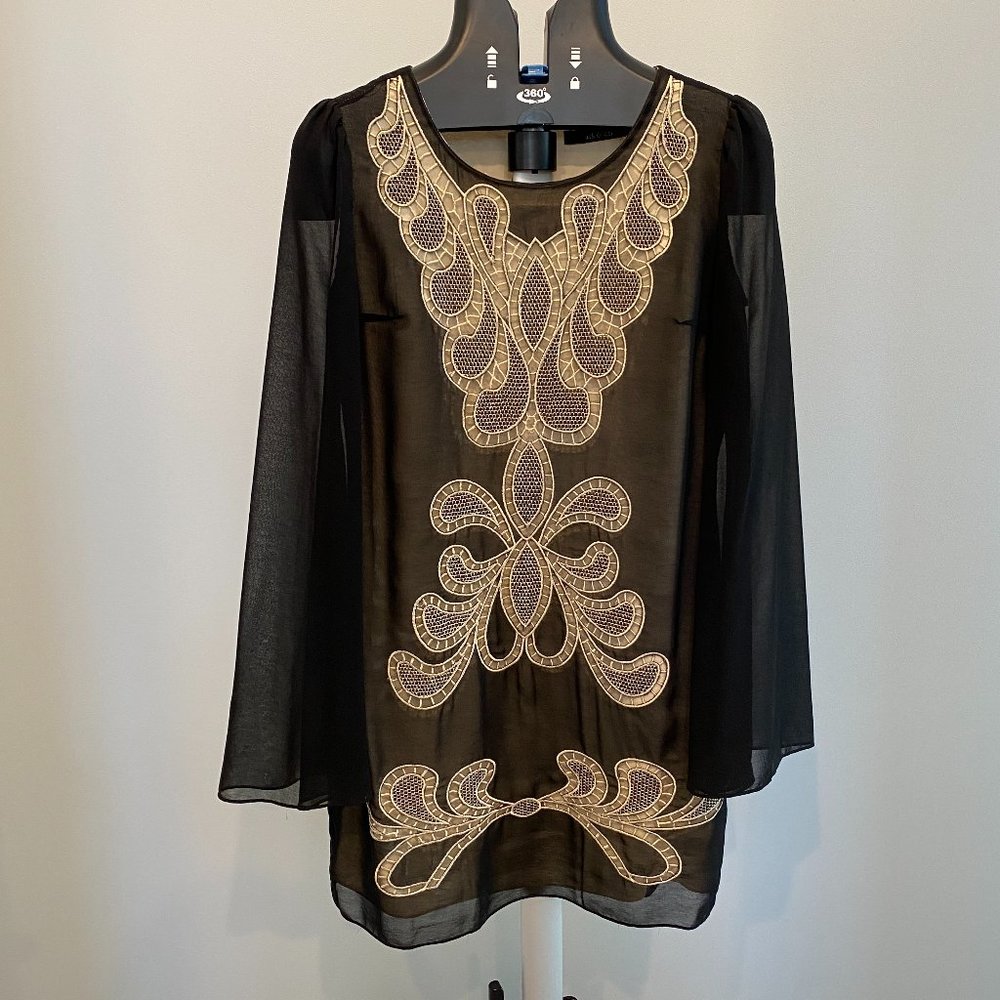 Ark & Co Black With Gold Details Cocktail Dress